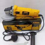 Dewalt angle grinder (4.5-inch / 115mm
