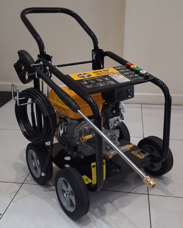 18cc8223-7ad2-4d05-b2b0-ff31707dfd65 Hisaki Japan Petrol Pressure Washer 3400PSI 8.0hp Engine - Image 1