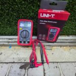 UNI-T UT33D+ digital multimeter